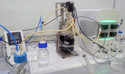 Laboratory operating equipment